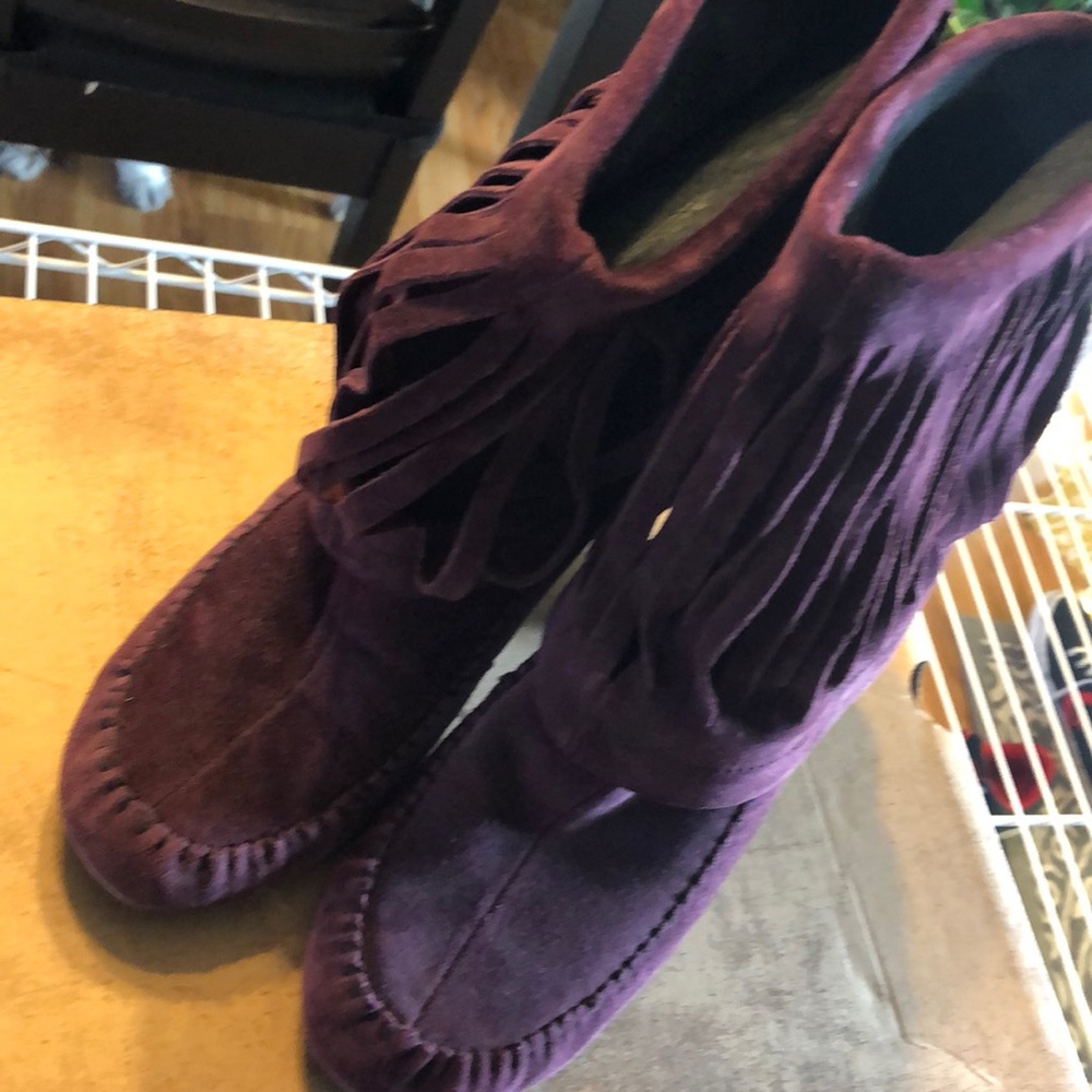 Born suede boots